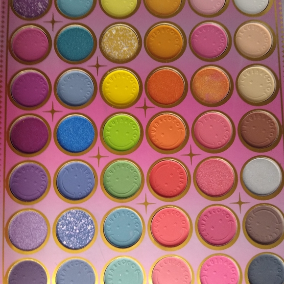 Kevin and Coco Eye and Face Palette* Girls Hello - Picture 3 of 7